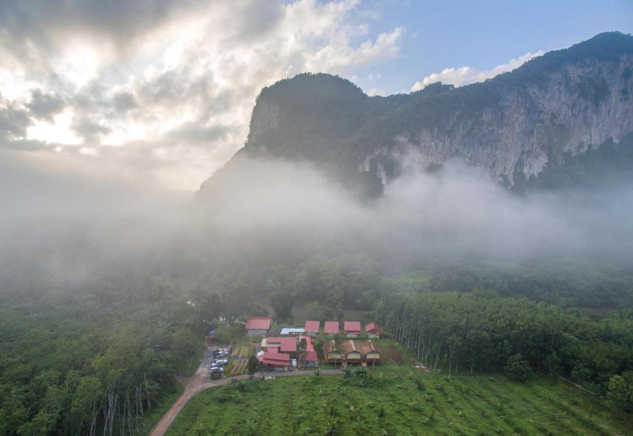 Hotel Bansuanphutarn