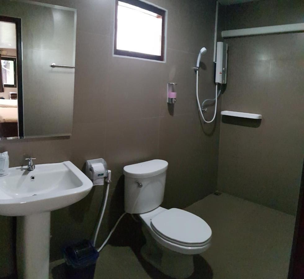 Hotel Hill 3*