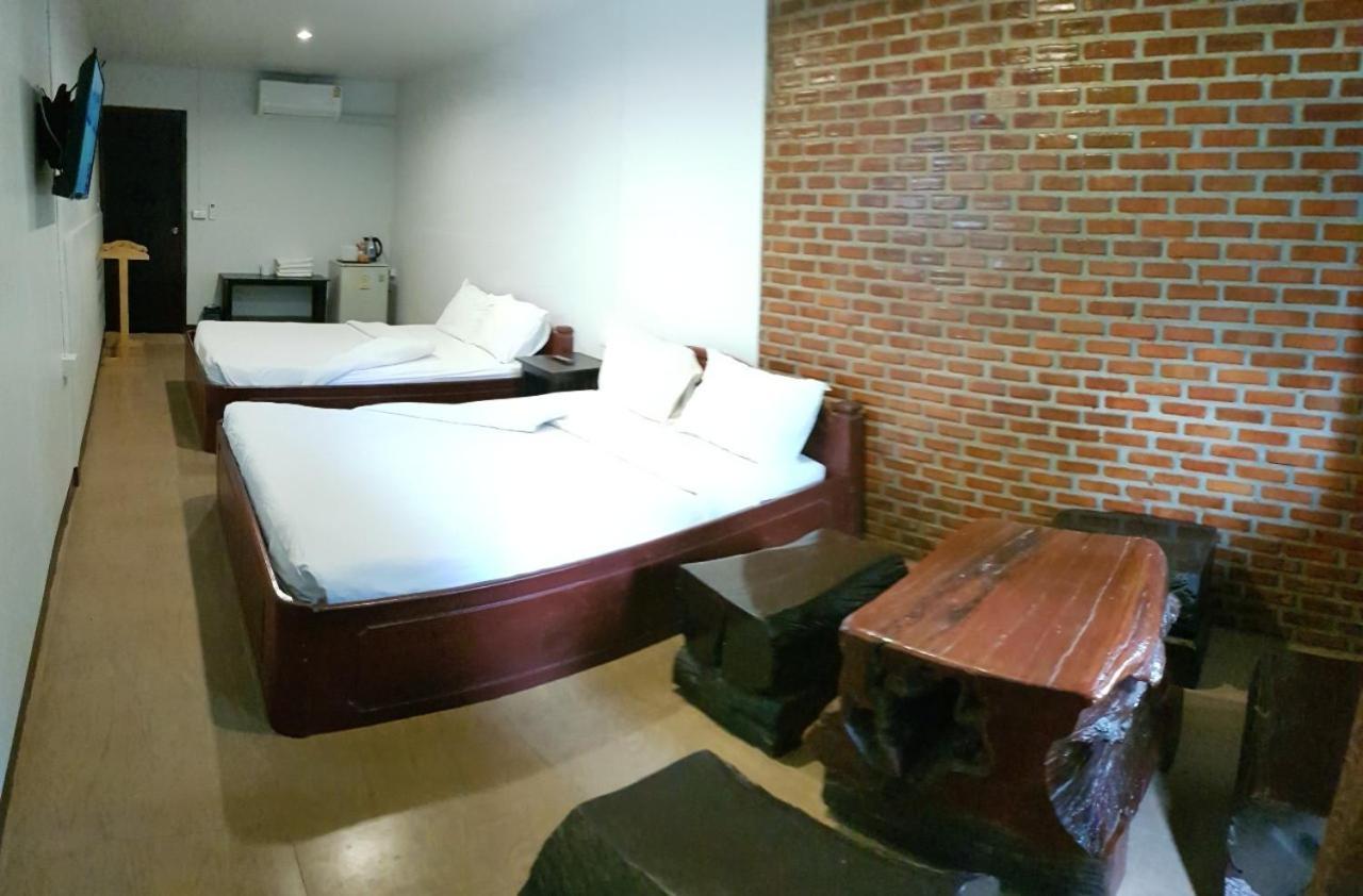 Hill Hotel Chiang Khan