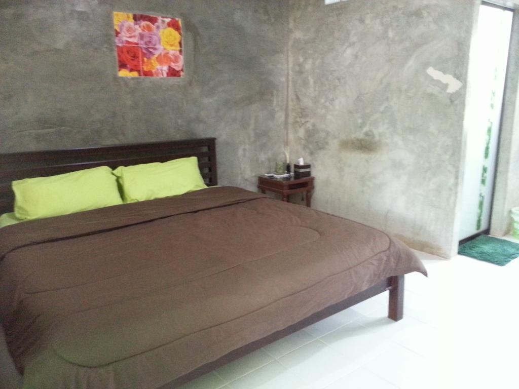 Pallada Bromeliads Garden And Farm stay Mae Rim