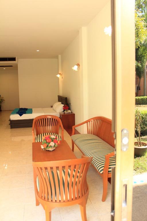 Krabi Andaman Sea Hotel 3*