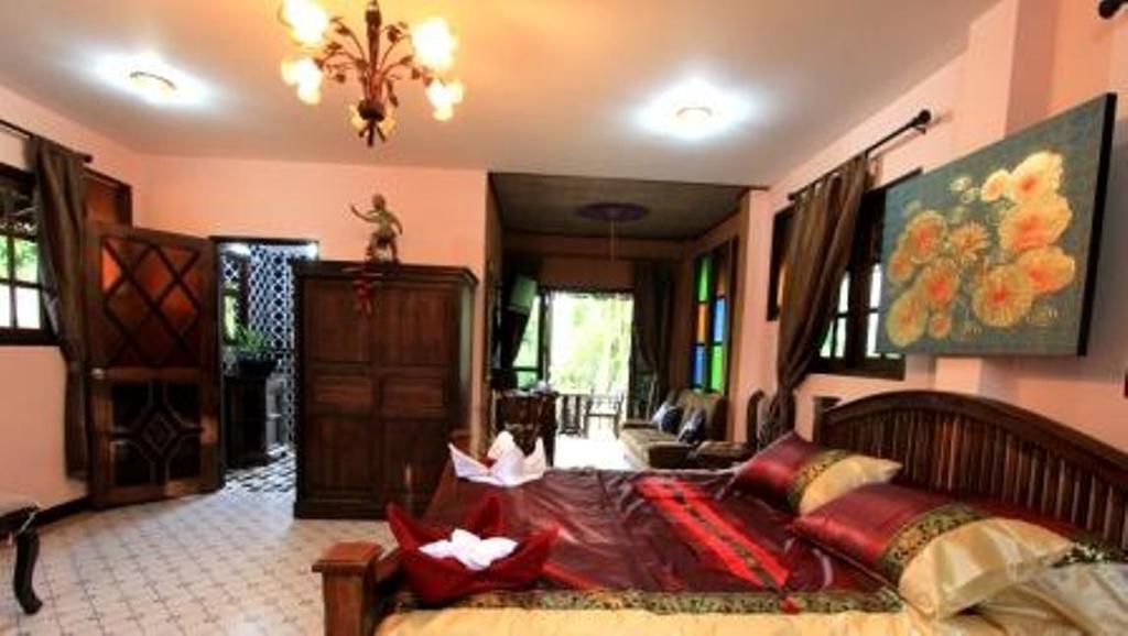 Lanna Saithong Hotel 3*