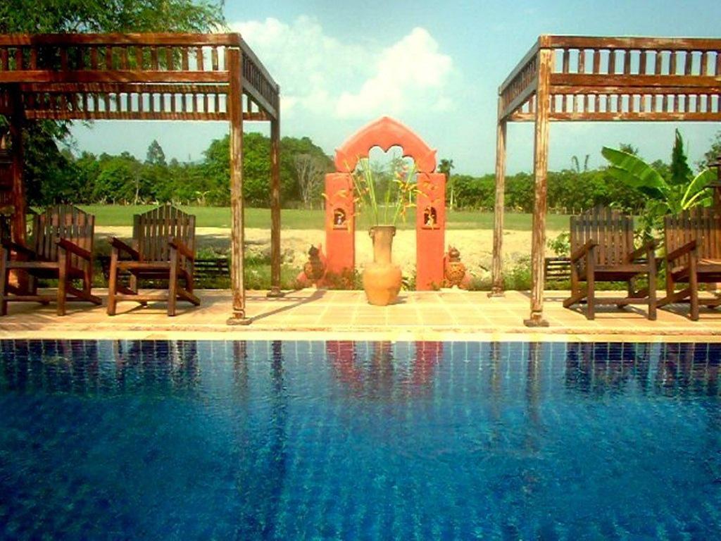 Lanna Saithong Hotel