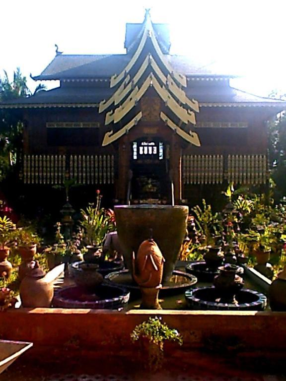 Lanna Saithong Hotel 3*