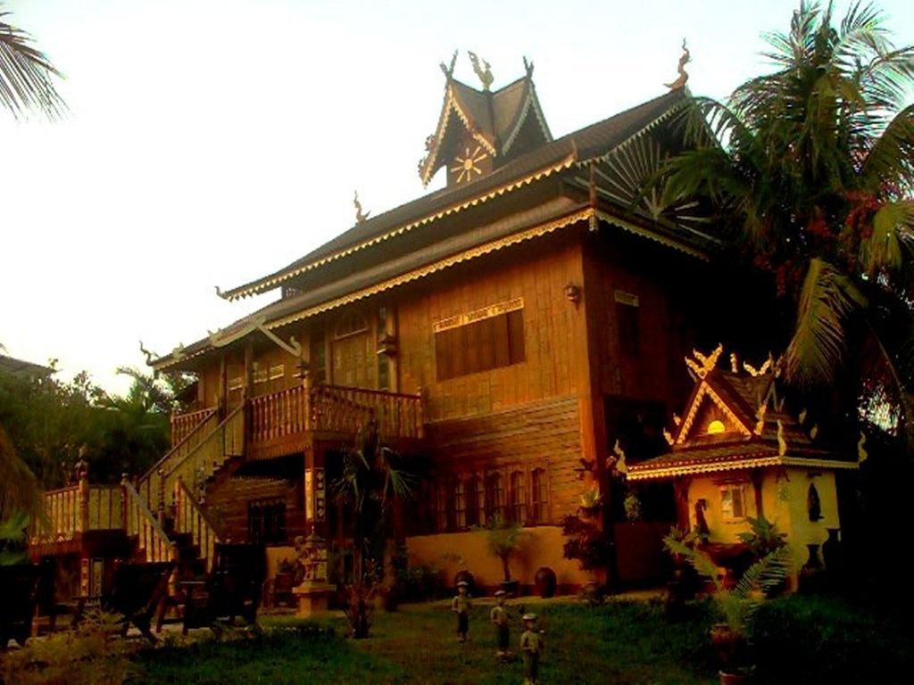 Lanna Saithong Hotel 3*