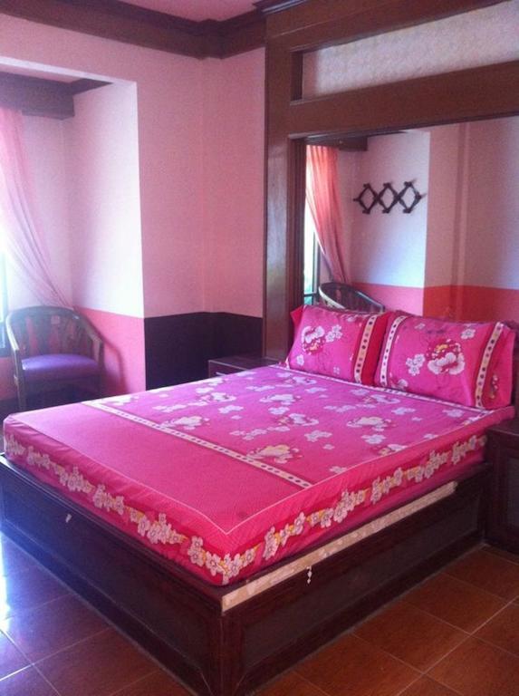 Sweet Resort