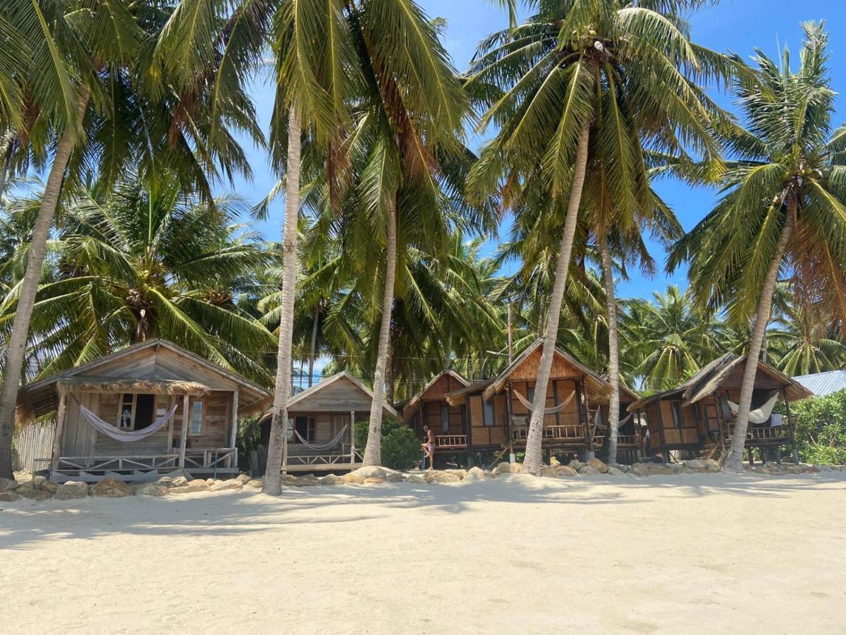 Resort Castaway Srithanu
