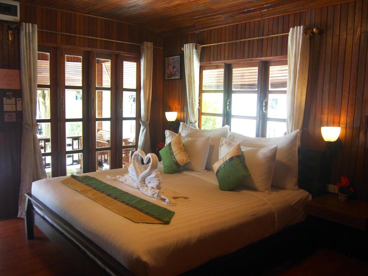 Chareena Beachside 2* Koh Lipe