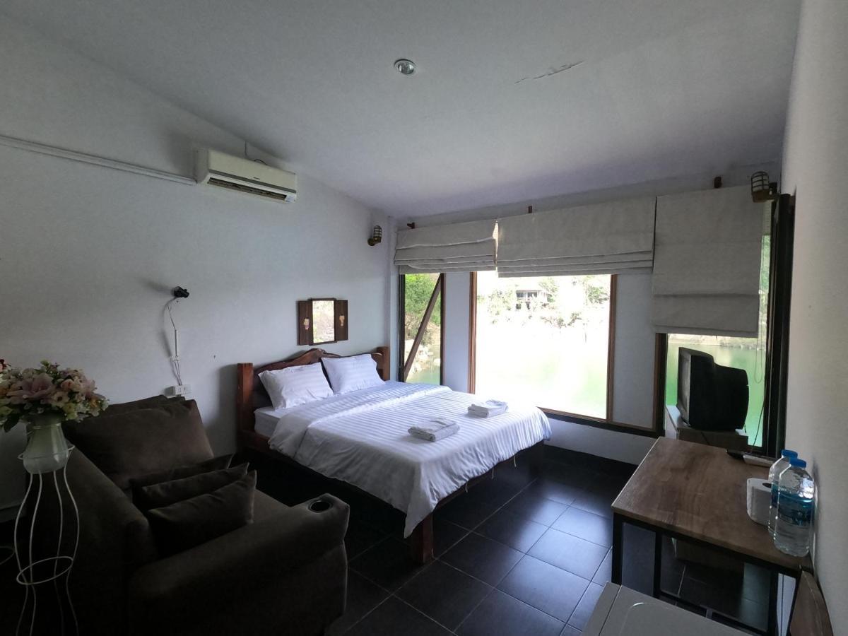 Resort Thanalagoon Pakchong