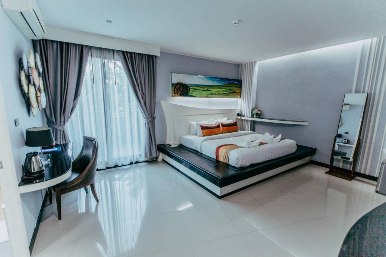Hotel Mantra Varee