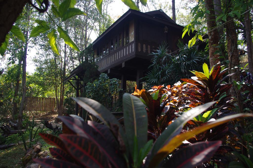 Resort Lhongkhao 3*