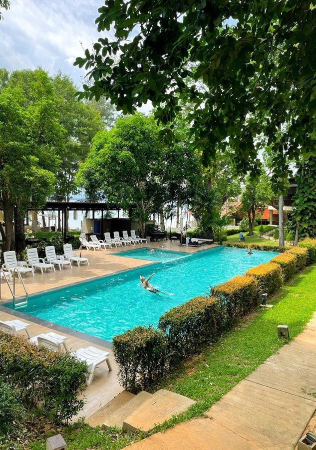 Resort Samed Hideaway 4*