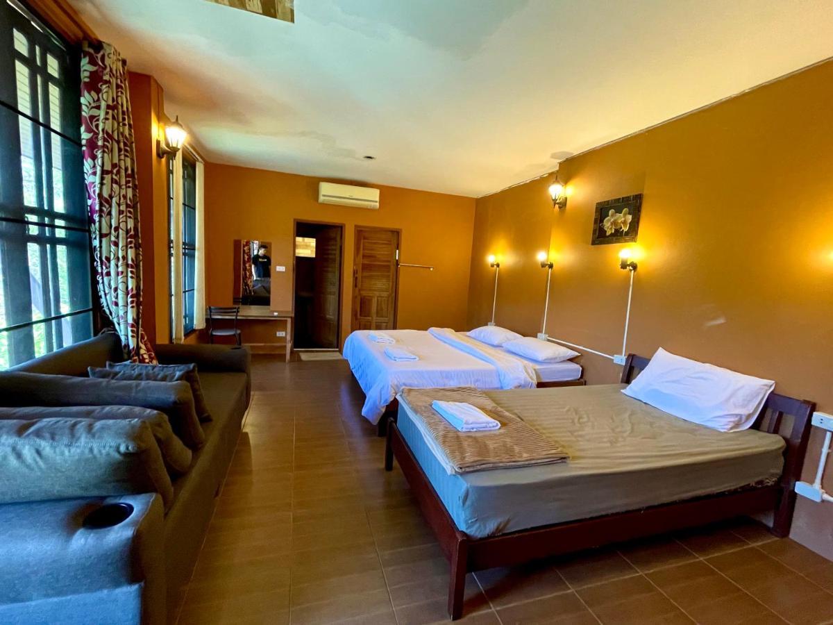 Thanalagoon Resort Pakchong
