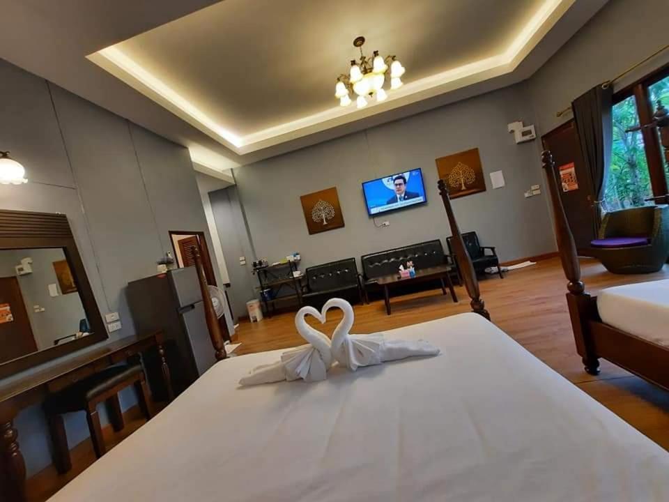 Amantra & Village Resort Surat Thani