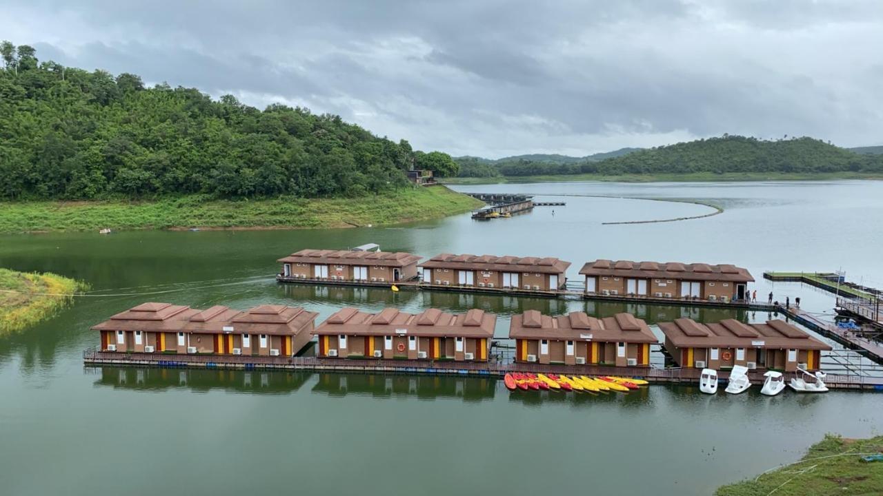 Raya Buri Kanchanaburi Si Sawat