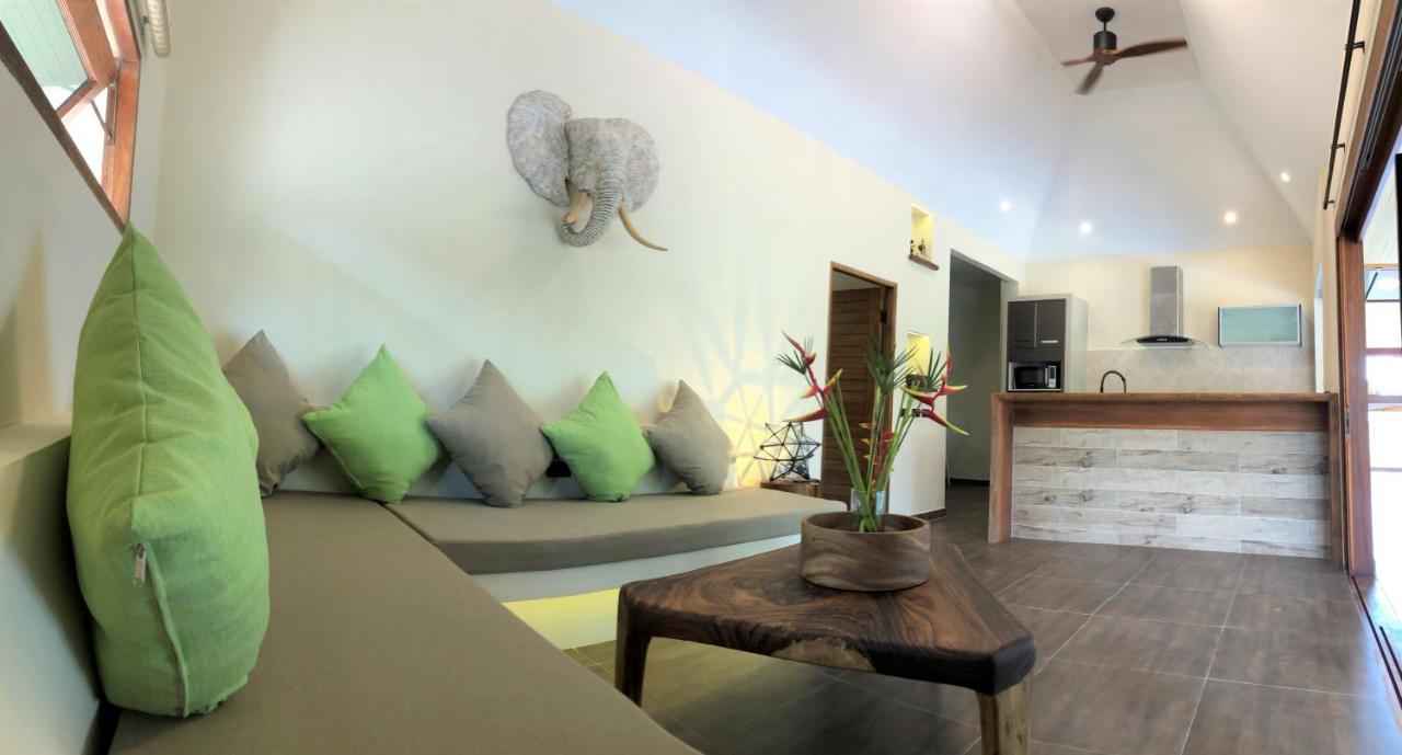 Baan Taolili 3 Bedrooms Villa *