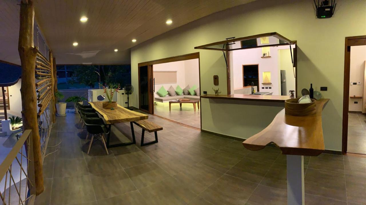 Villa Baan Taolili 3 Bedrooms Hinkong