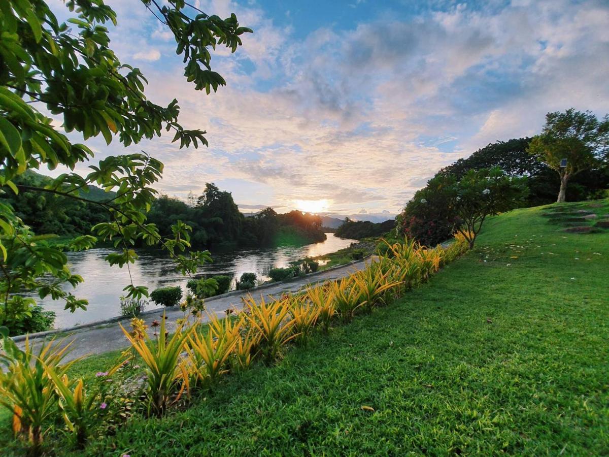 Aekpailin River Kwai Hotel Kanchanaburi