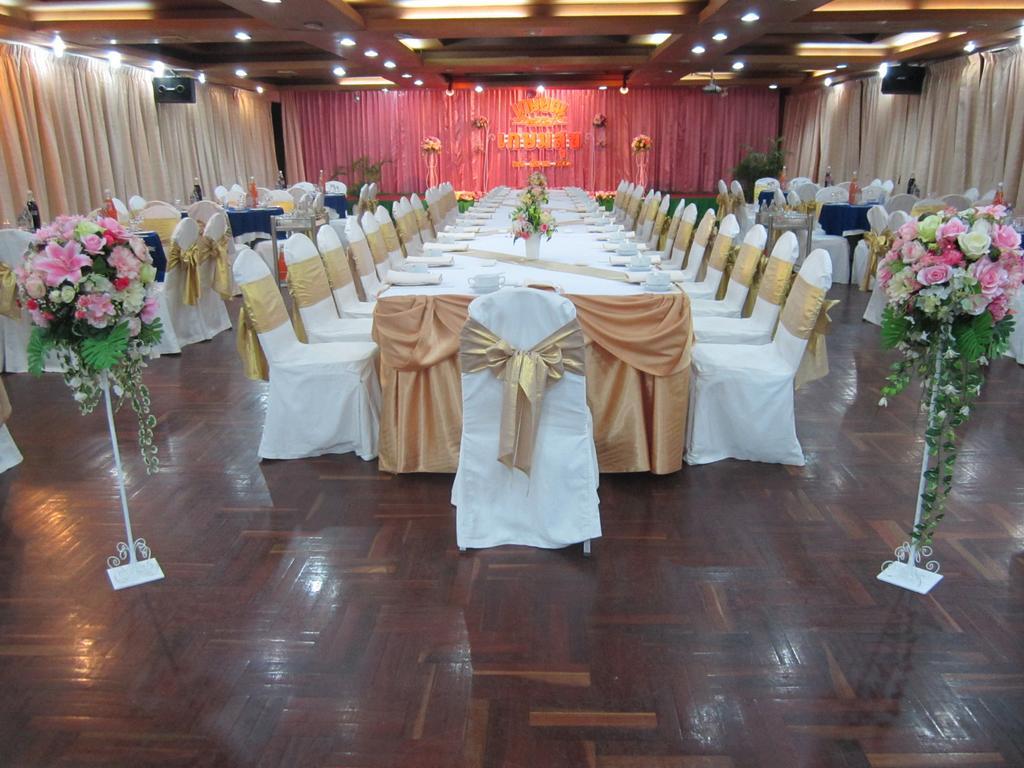 Lopburi Inn Hotel