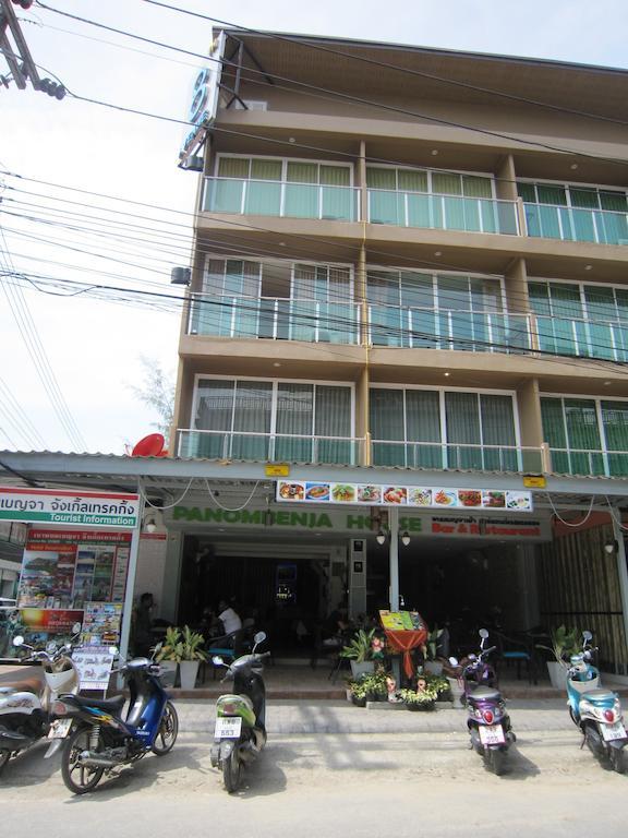 Phanom Benja House Bar And Restaurant Guest house 2*