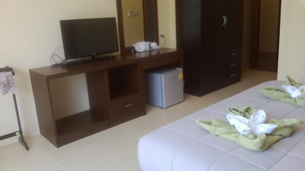 Phanom Benja House Bar And Restaurant Guest house 2*