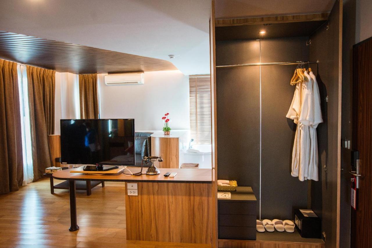 Mantra Varee Hotel 3*