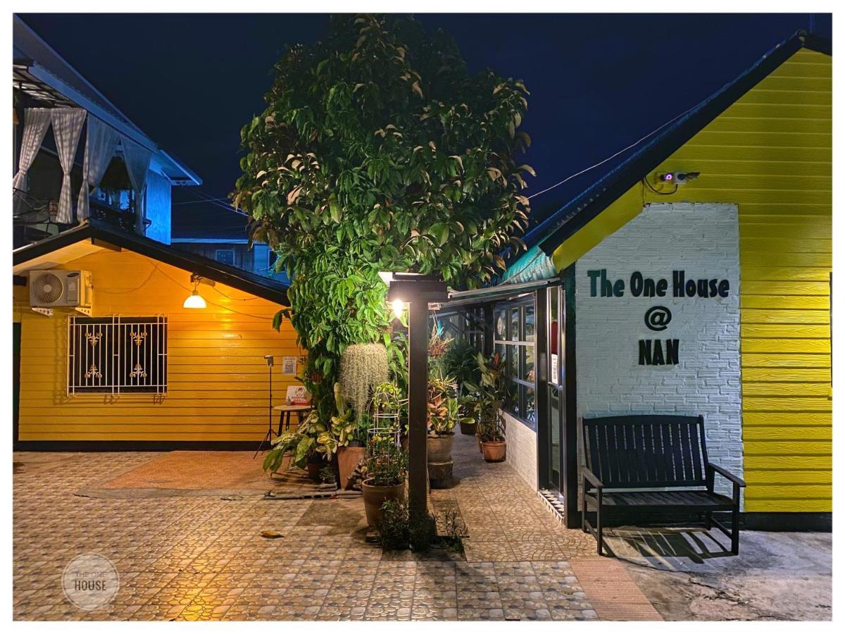 Guest house The One House Nan