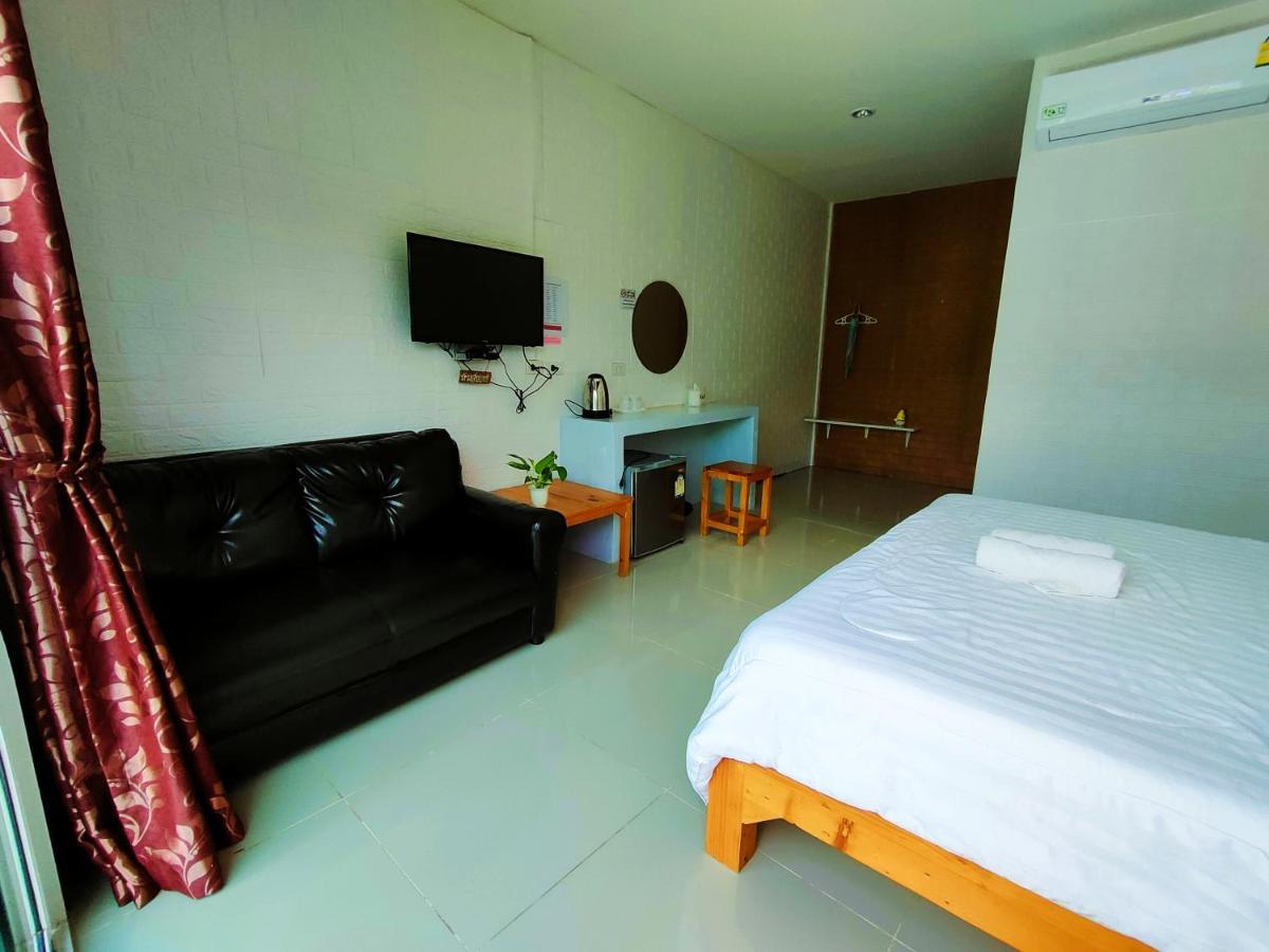 Baan Mai Hom