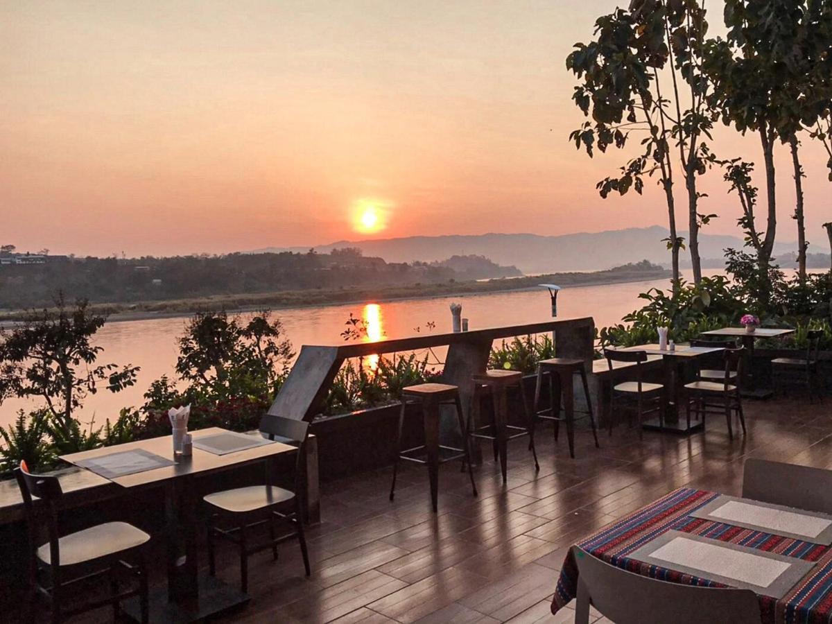 Fortune Riverview 4*