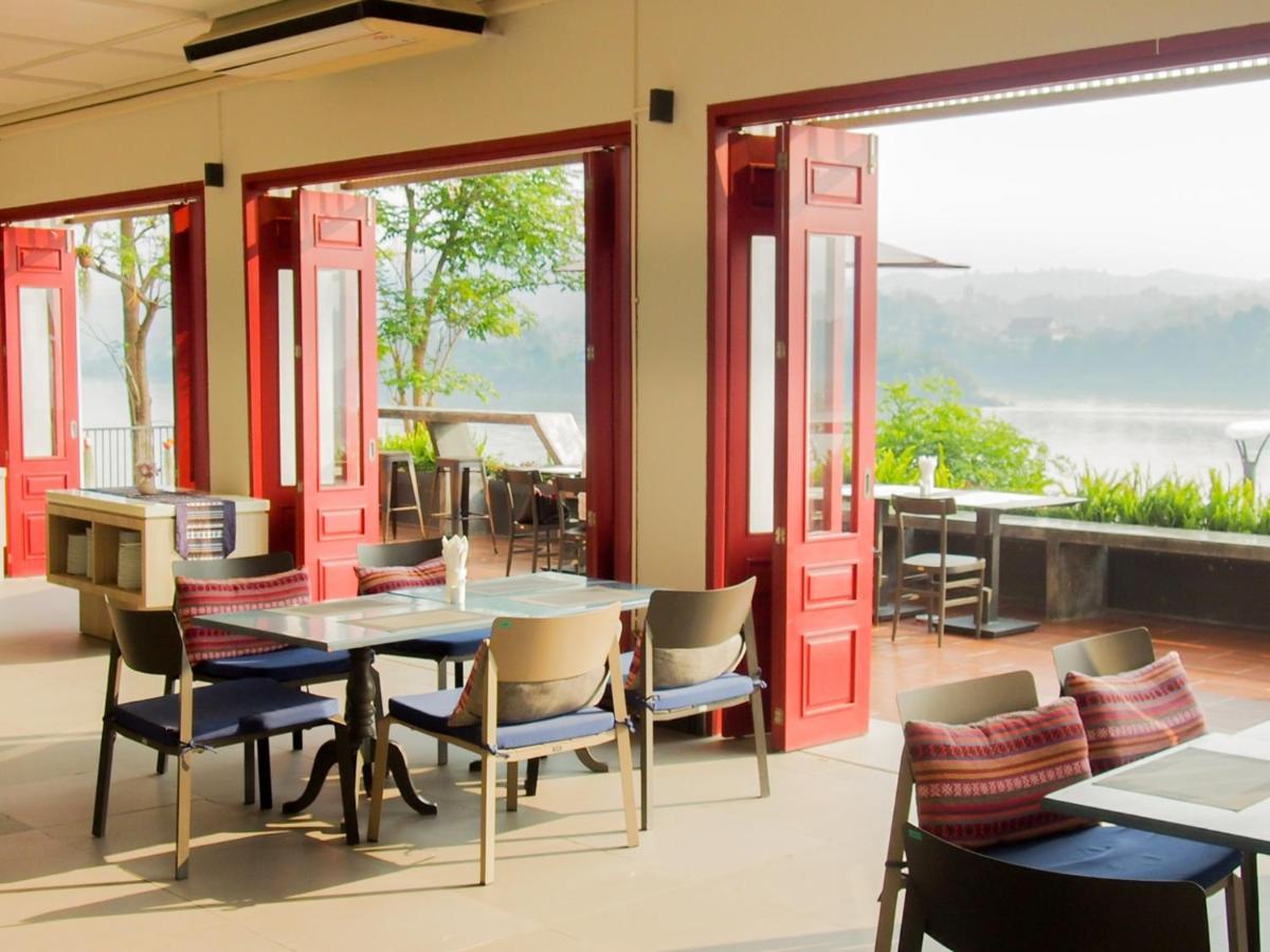 Fortune Riverview Hotel 4*