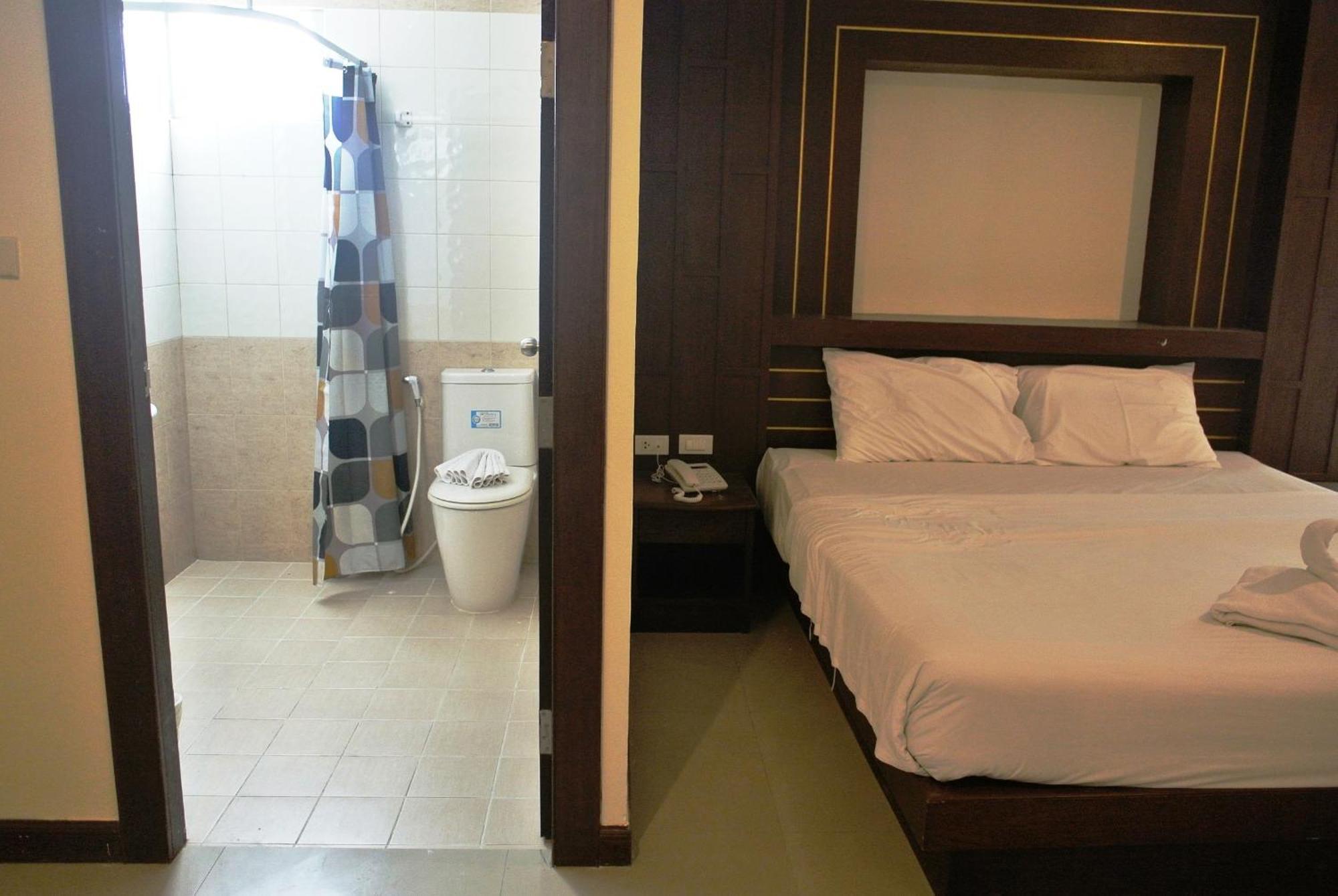 Hotel Sharaya Patong
