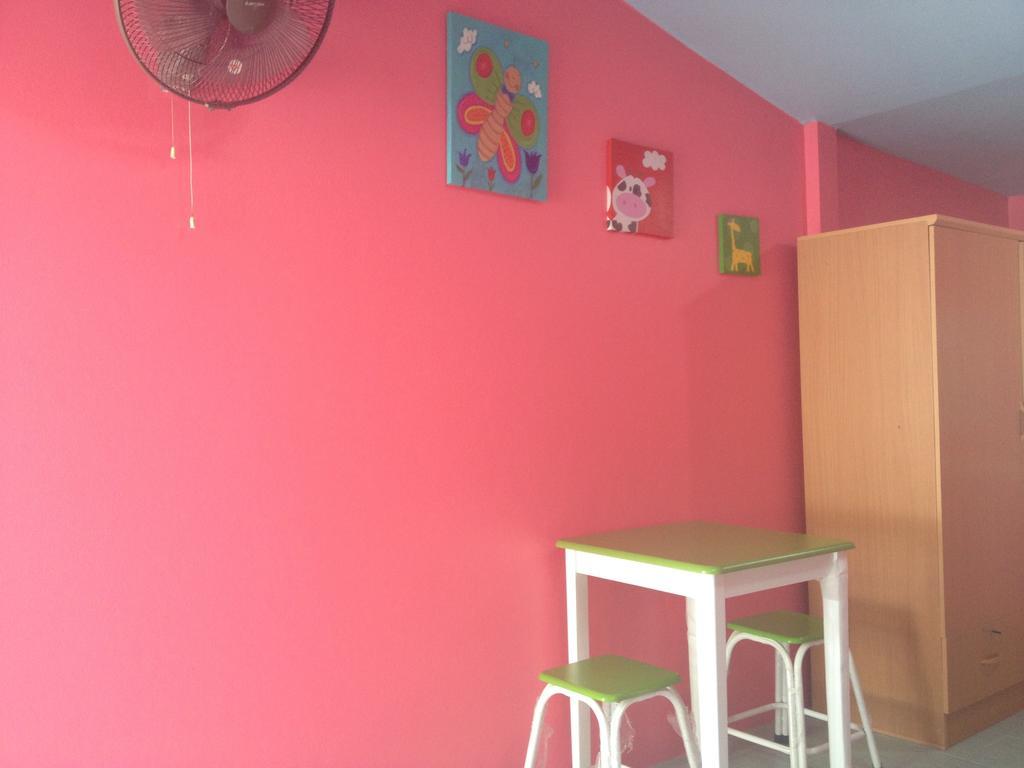 Baan Lom Talay Guest house