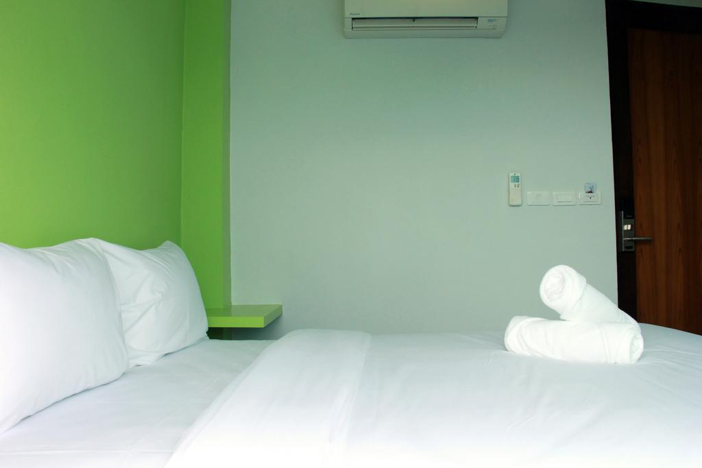 Cheeky Monkey's Samui Hotel 3*