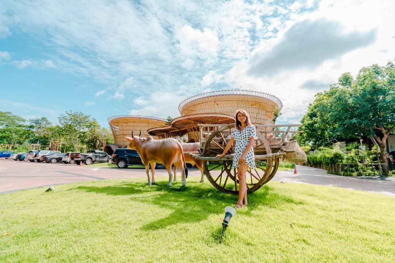 Recall Isaan Isan Concept At Khaoyai Sha Extra Mu Si