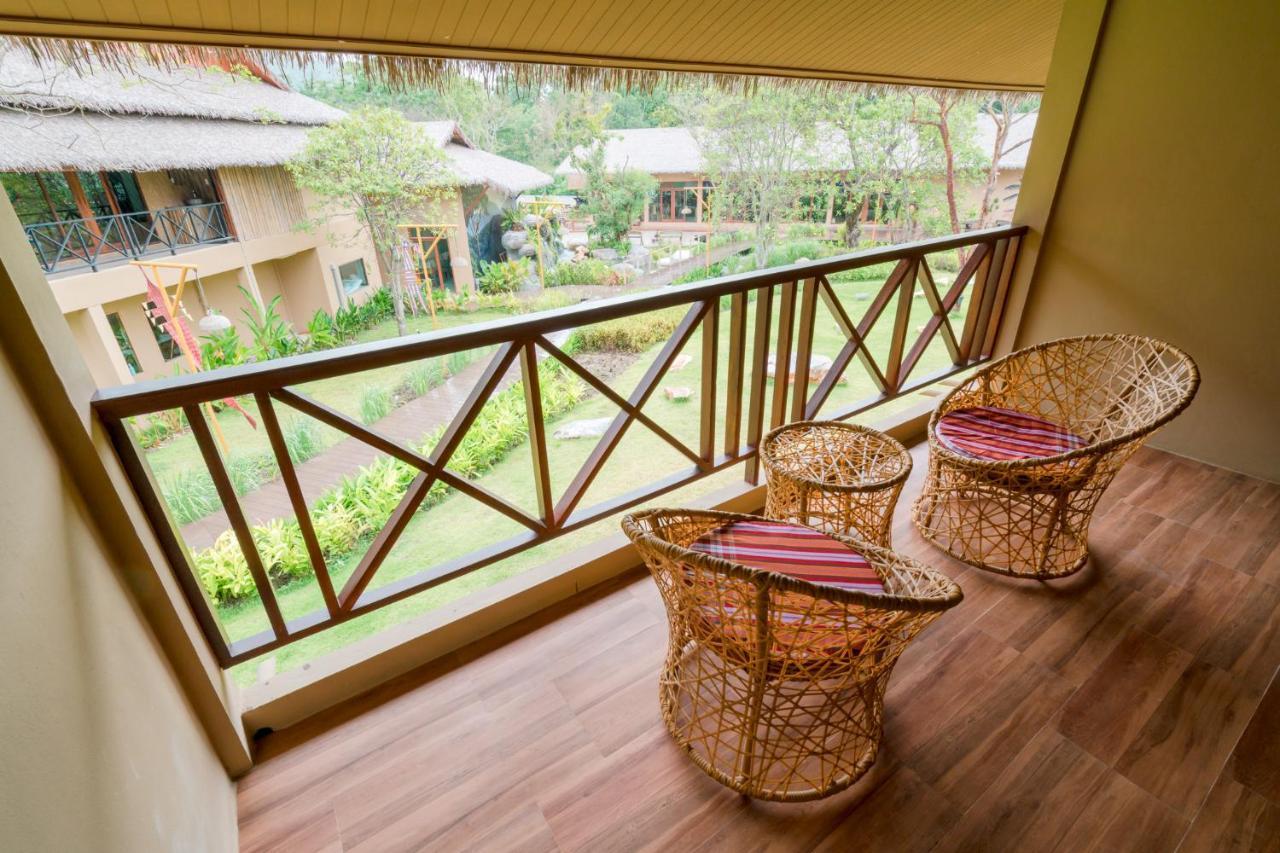 Recall Isaan Isan Concept At Khaoyai Sha Extra Hotel 5*