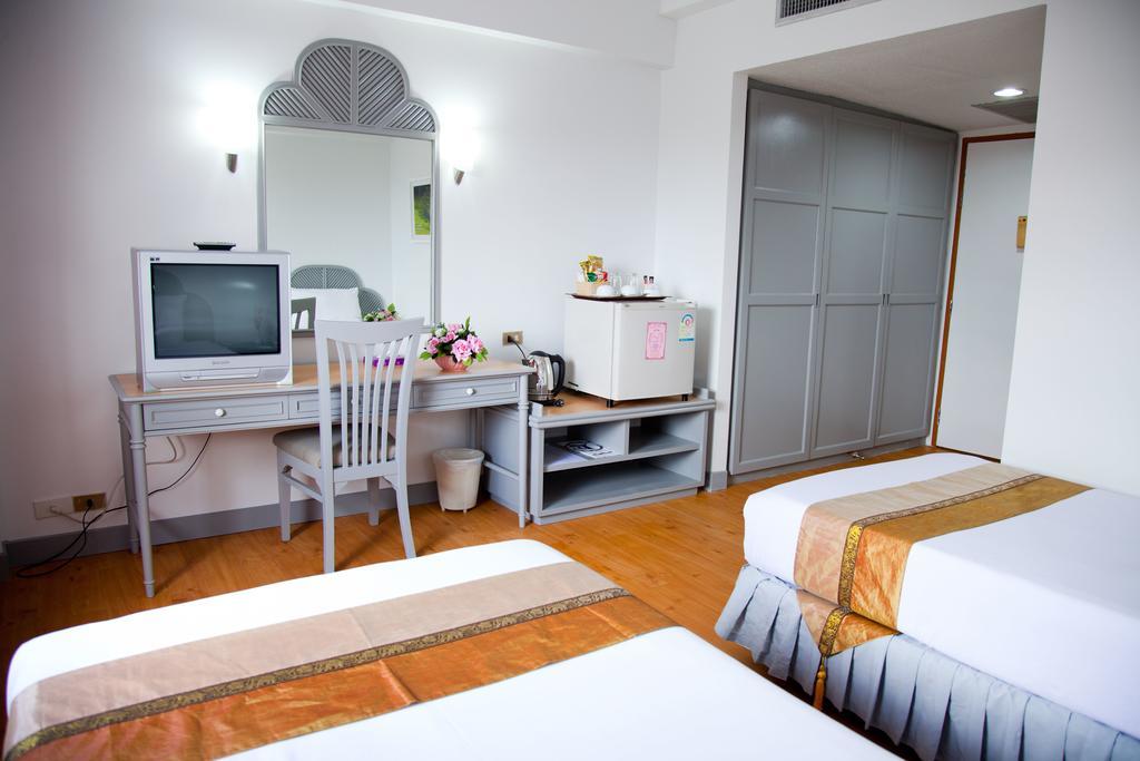 Hotel Thumrin 3*