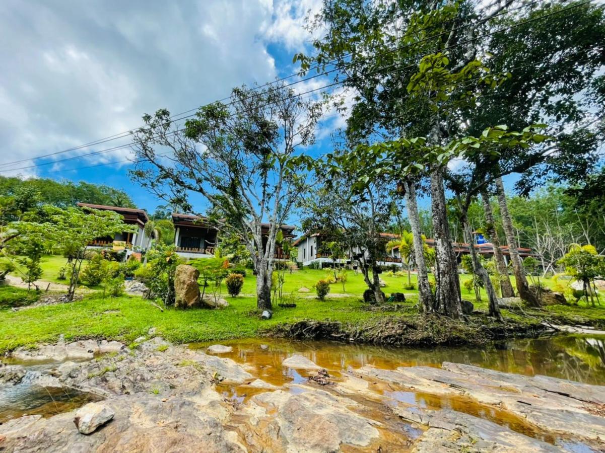 Phurin Thara Resort *
