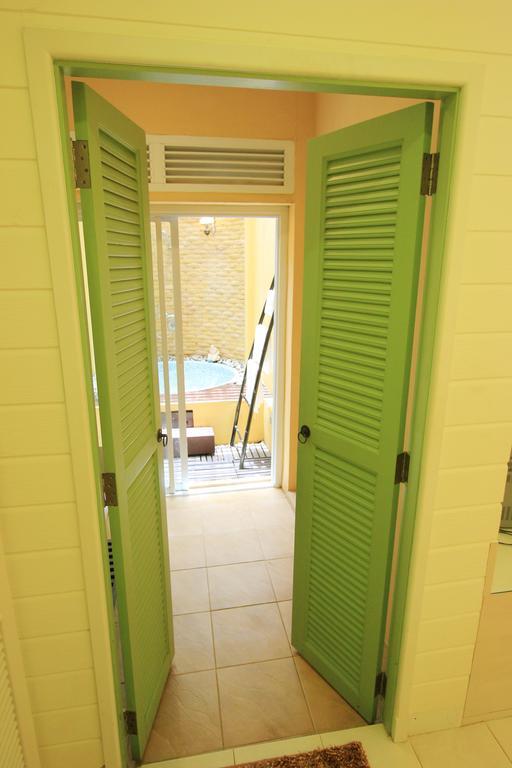 Resort Plumeria And Hideaway 3*