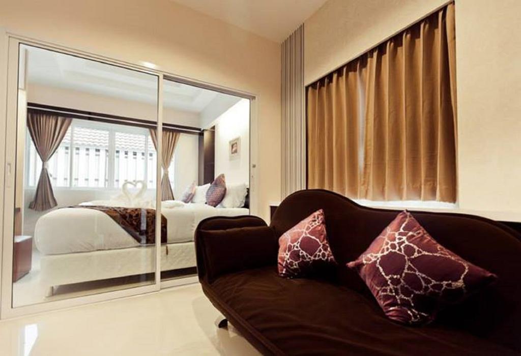 Excella Hotel