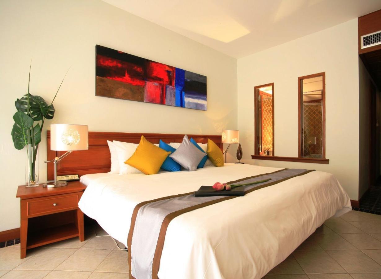 Sunset - Sha Extra Resort