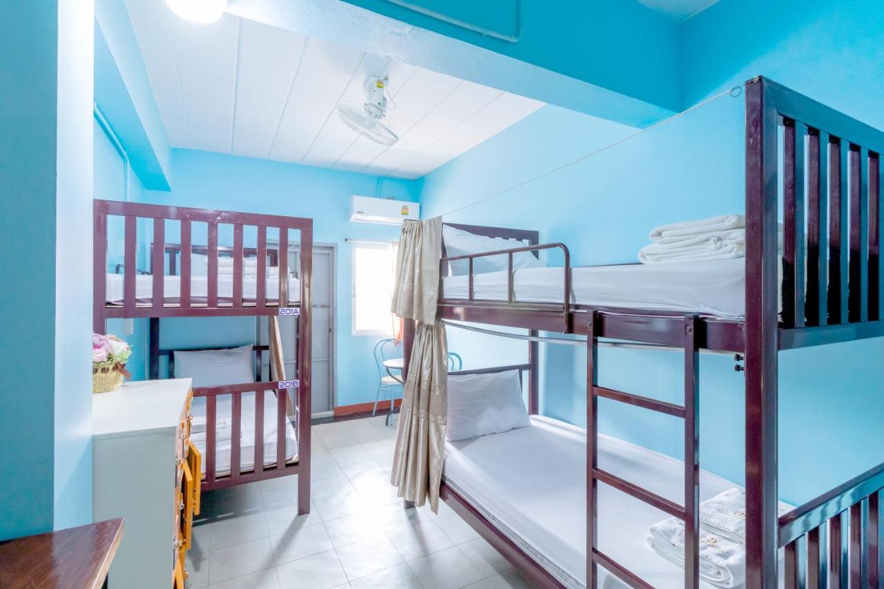 Hatyai Dee Hostel *