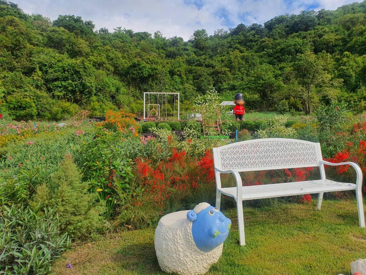 Khao Yai Fantasy Resort 3*