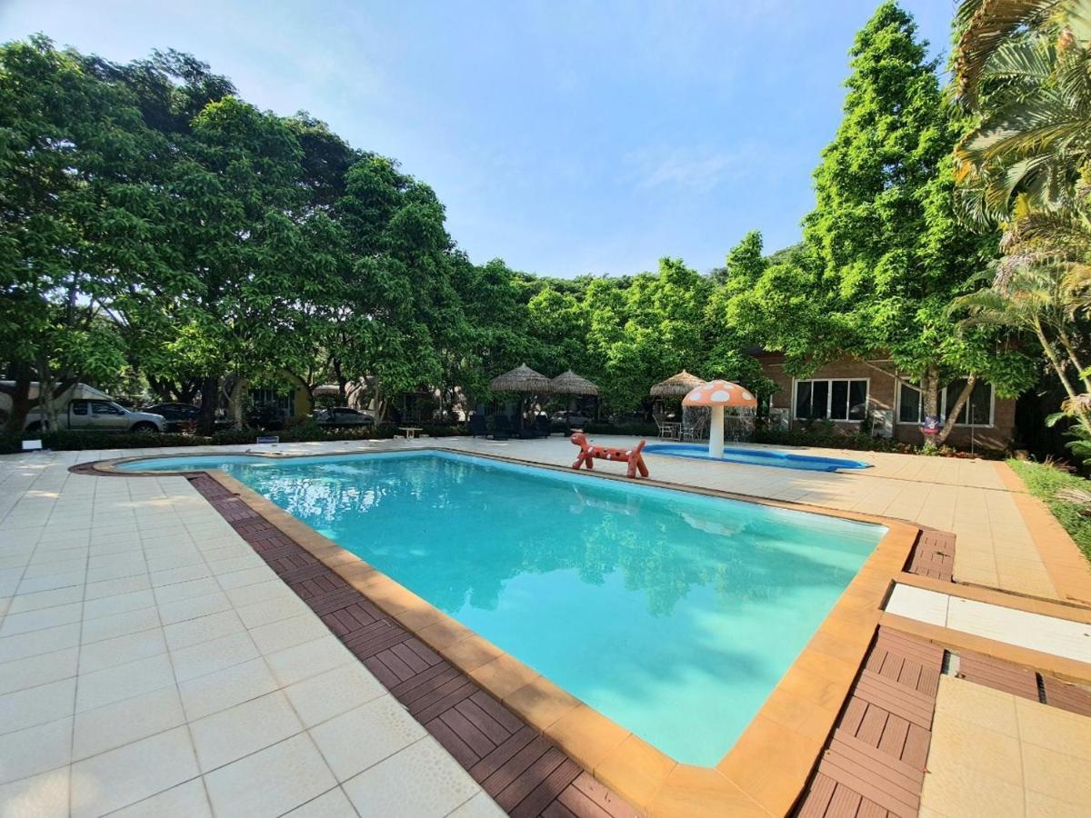 Khao Yai Fantasy Nong Nam Daeng