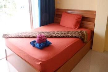 Manop Mansion Hotel