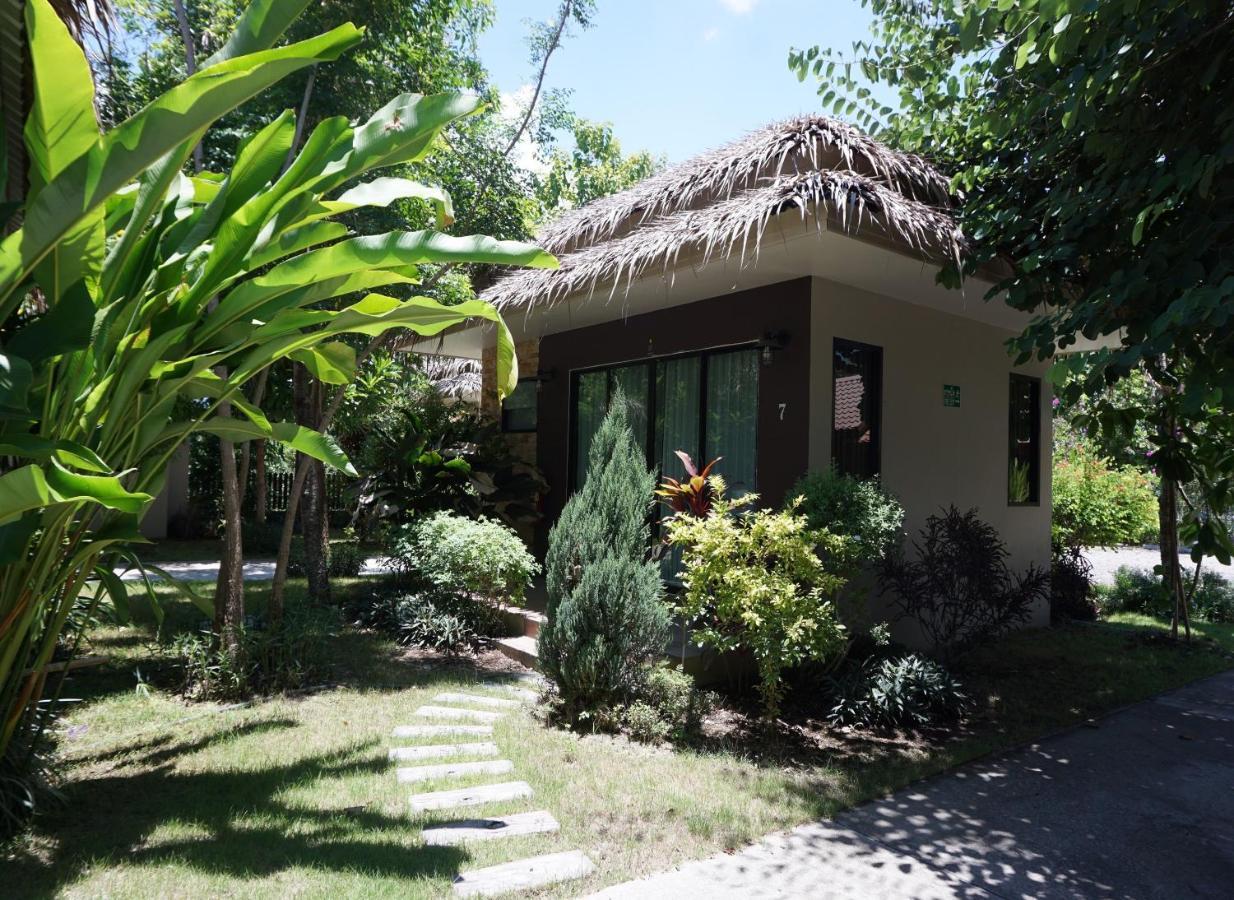 Papa's And Rabbit Cafe 3* Ban Mai (Chiang Mai)