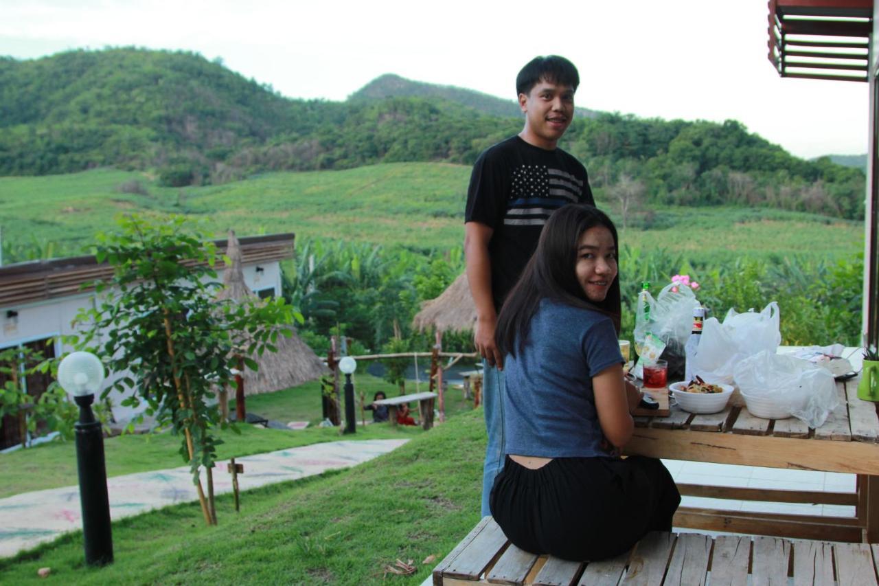 Baan Mai Hom Suan Phueng
