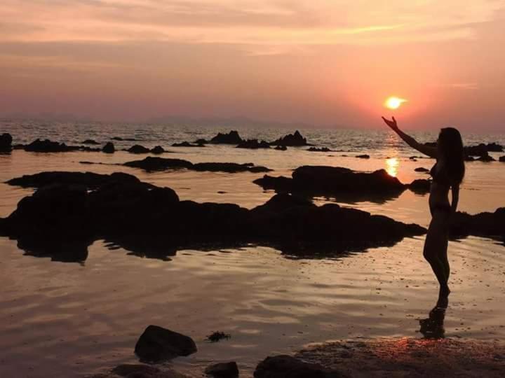 Kohjum Seafront Koh Jum