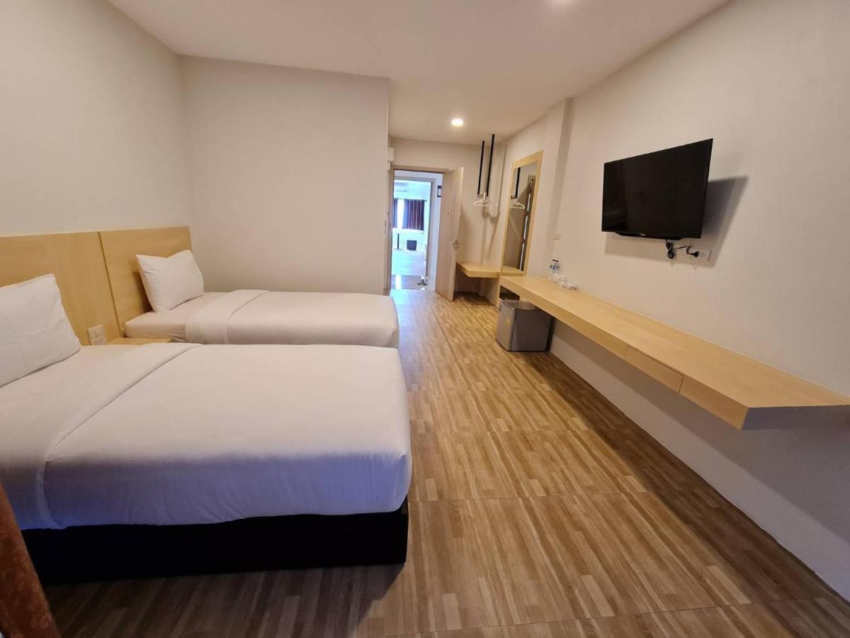 The Charlotte Smart 3*