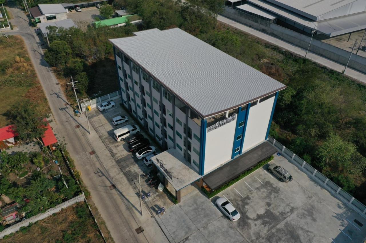 The Charlotte Smart 3*