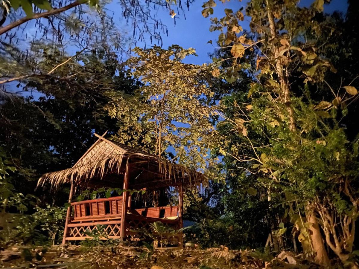 Resort Saiyok River House Sai Yok